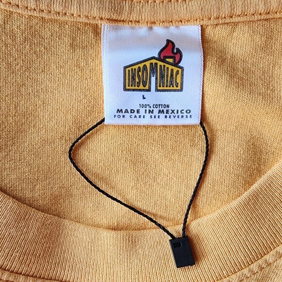 NWOT Insomniac Mens Shirt Large Shuffling Bear Yellow Short Sleeve Graphic Tee - Picture 5 of 7